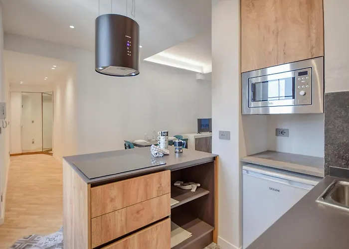 Amazing In With Wifi Apartment *